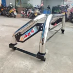 Antivuelco para camioneta Toyota Hilux Vigo con platina en vista lateral
