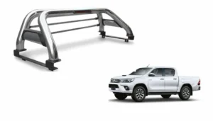 Barra antivuelco para la camioneta toyota hilux revo del 2016 al 2024 con una camioneta al costado