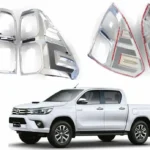 Imagen de biseles cromados traseros para toyota hilux compatible con modelos 2016 al 2022 junto con una camioneta real en la parte baja
