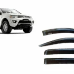 Bota aguas para puertas de camioneta mitsubishi l200 del 2006 al 2015 con camioneta a un costado