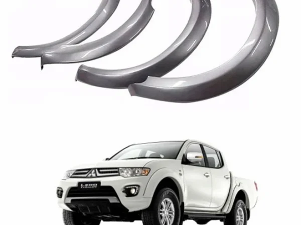 Vista principal de las fangueras para camioneta mitsubishi l200 del 2006 al 2015 con una camioneta debajo