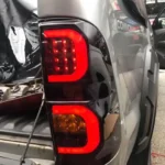 Focos led traseros para camioneta toyota hilux vigo del 2006 al 2015 instalados en camioneta