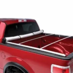 Lona marítima para mazda bt50 año 2022 al 2024 instalada en una camioneta roja