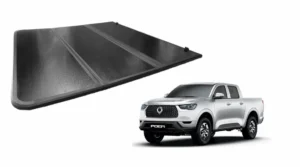 Tapa trifold para camioneta great wall poer con camioneta gris a un costado